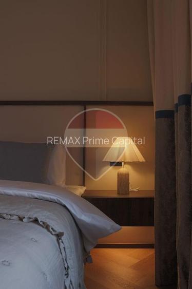 De vânzare apartament cu 3 camere, 2 băi, restaurat integral - Central - 21