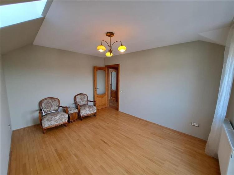 Casa individuala, 180 mp utili, situata in cartierul Manastur!