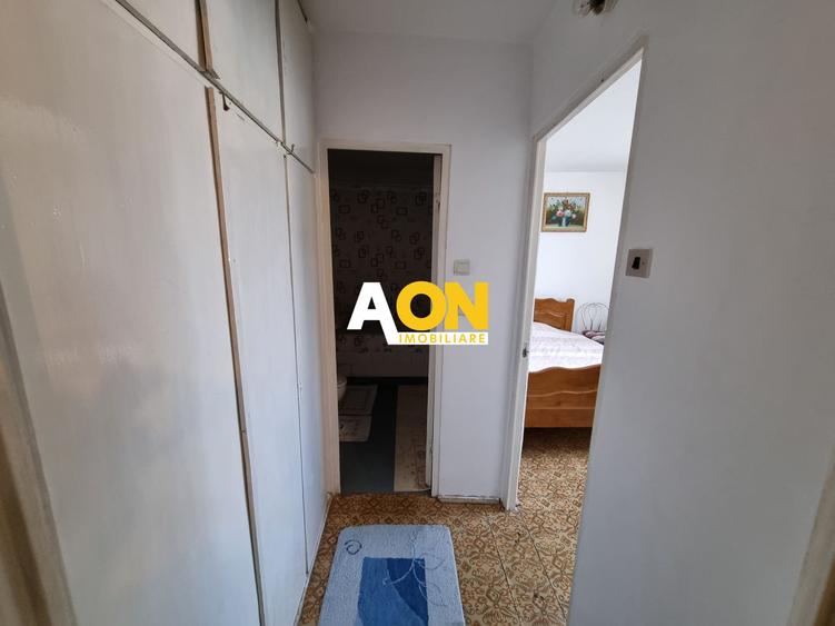 De vanzare apartament 2 camere, Cetate