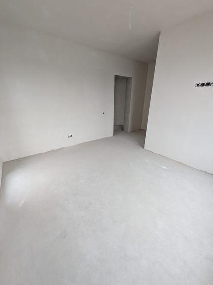 Duplex semifinisat, zona Vivo