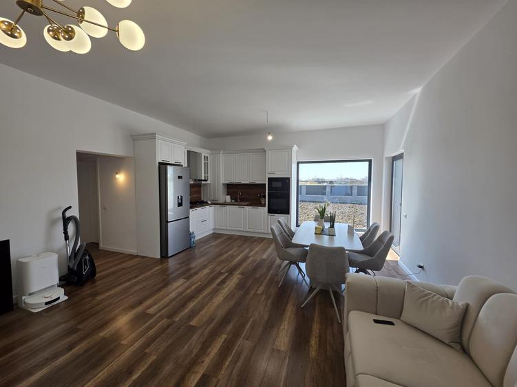 Casa 4 camere - Domnesti - Str. Fagului