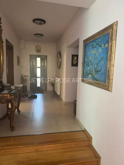 Vila P+E+M, 350 MP, 8 Camere, Terase 45 mp, zona Lac Straulesti,  langa Padure - 4
