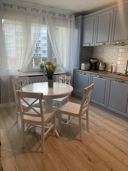 Apartament ultracentral cu 2 camere, Piața Trandafirilor