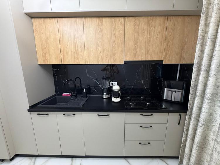 Apartament LUX Metrou C. Georgian