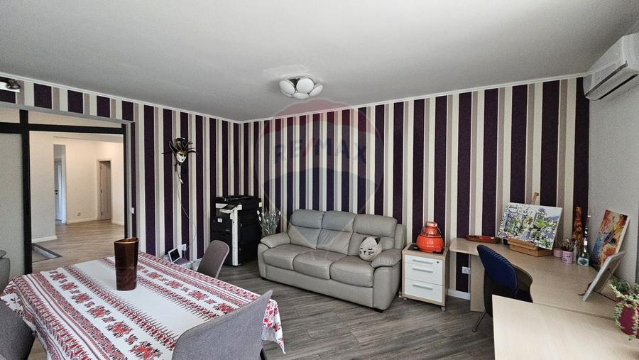 Casă / Vilă cu 7 camere si teren 1000 mp în zona Centrala-Suceava