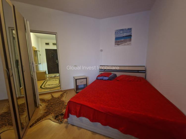 Navodari zona Sud- 2 camere decomandate, termen lung - 300euro/luna