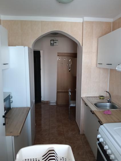 Zona Linistita, Bloc civilizat, apartament curat, mobilat modern si utilat