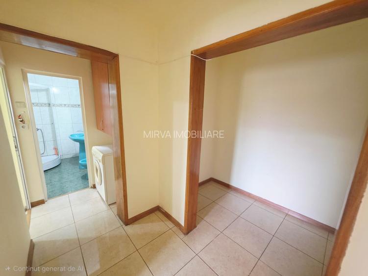 Vanzare apartament 2 camere decomandat, Malu Rosu, parter inalt - 5