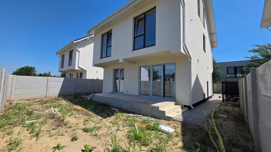 Vila p+1+m,3bai,mansardă, încălzire pardoseala,bucătărie inchisa