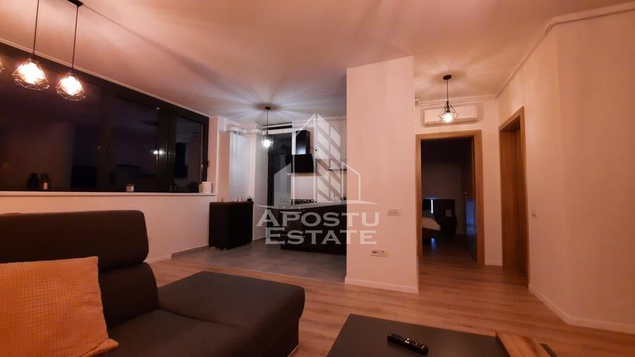 Apartament 2 camere, loc de parcare subteran, zona Torontalului