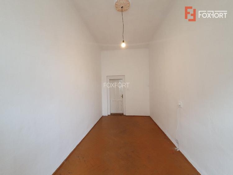 COMISION 0% Apartament cu 4 camere decomandat, la curte comuna - zona Fabric - 10