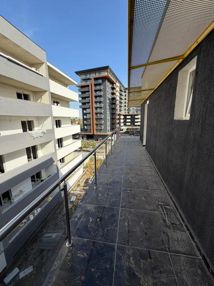 Apartament 2 camere studio gata de mutare cu balcon mare