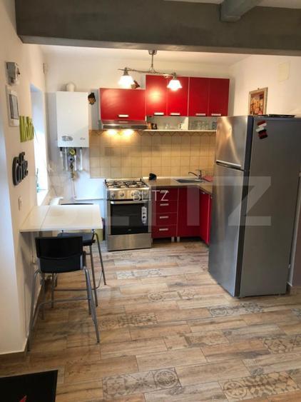 Casa spatioasa la pret de apartament, 76 mp, curte, zona Centrala - 8
