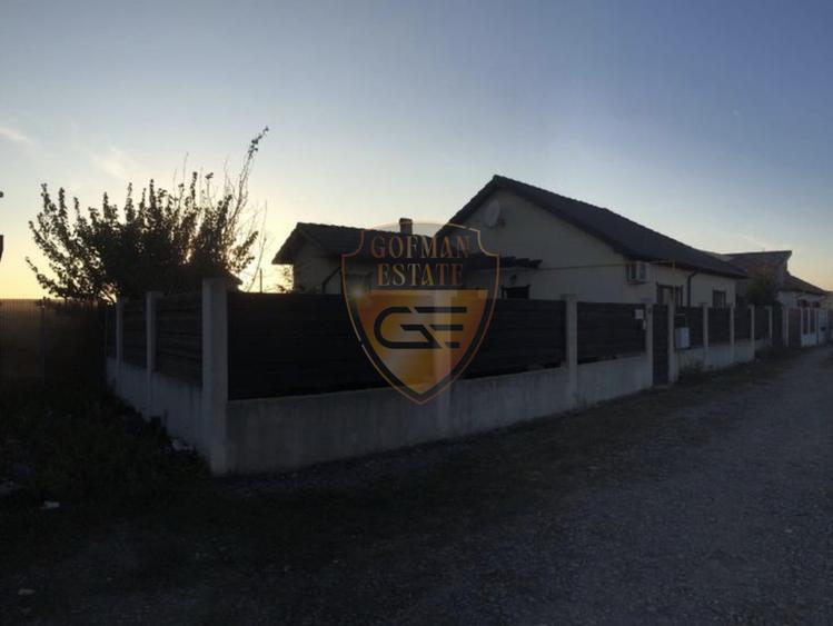 Casa 3 camere Cumpana Stadion P+pod 90mp teren 250mp parcare, garaj centrala gaz