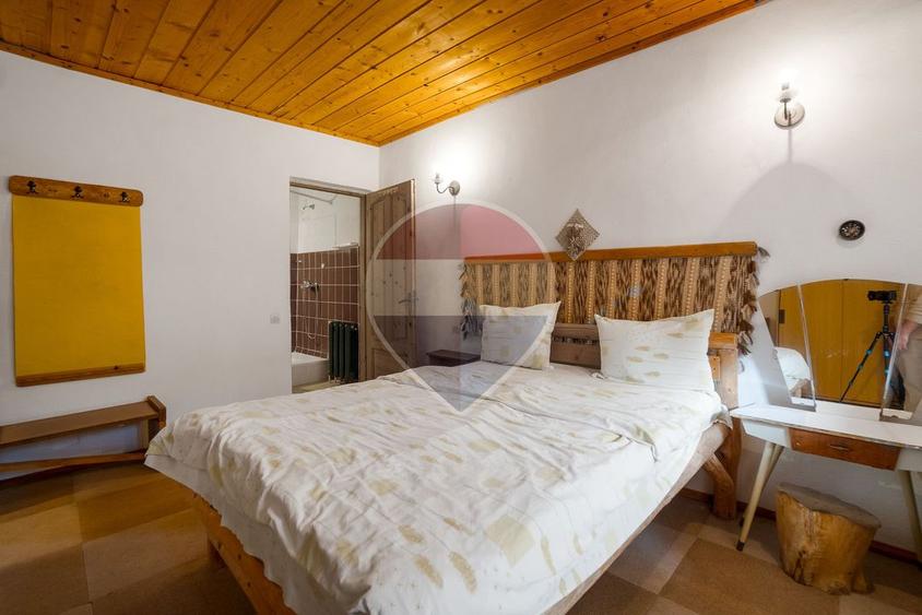 Casă de Vacanta/ Familie/ cu Poveste-Azuga/ Piscina interioara!