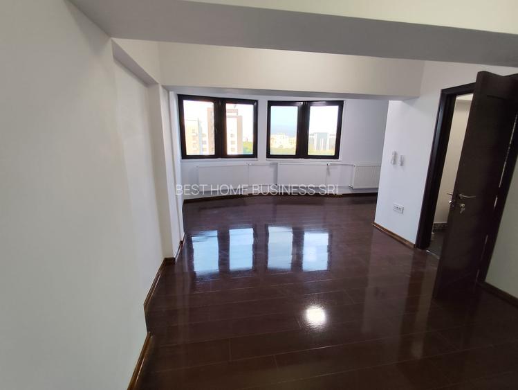 Apartament tip Penthouse 200 mp Plaza Union