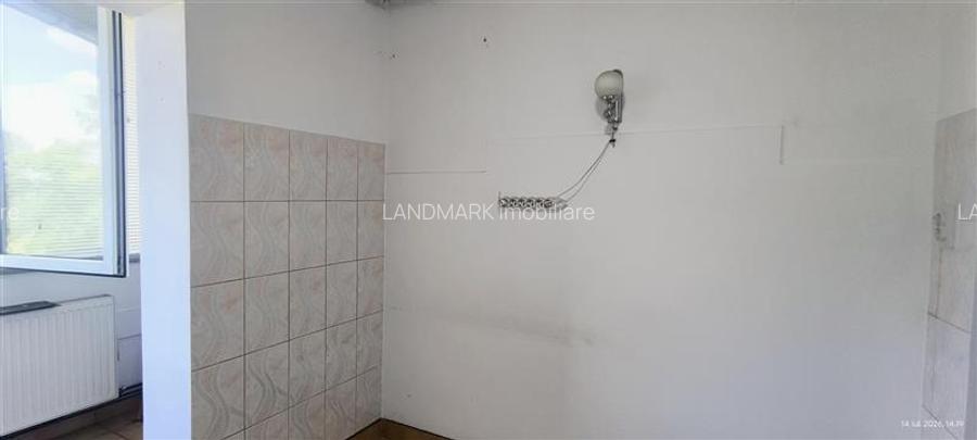 APARTAMENT DECOMANDAT, ZONA SOARELUI, VEDERE LA PADURICE, COMISION 0% - 20
