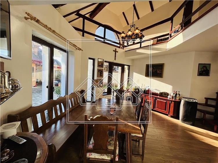 Casa individuala, 106 mp utili + teren de 400 mp, Cisnadie