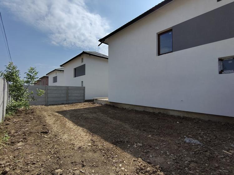 Casa de vanzare Chiajna Promenada 264-420mp teren