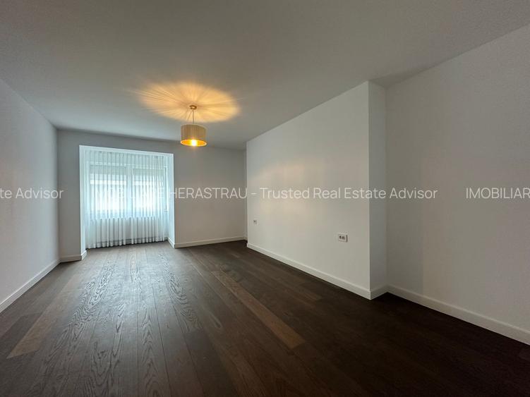 Vilă cu grădină privată în Herăstrău | 282 mp utili | 7 camere