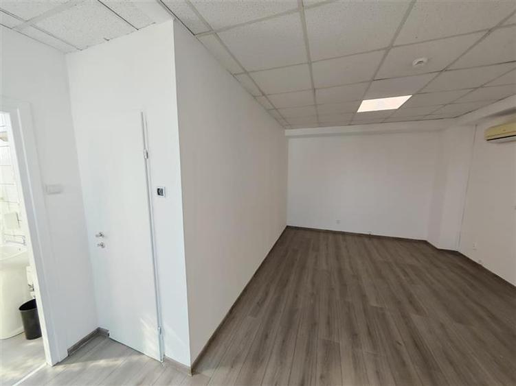 Spatii birouri - Calea Plevnei - de la 85 mp