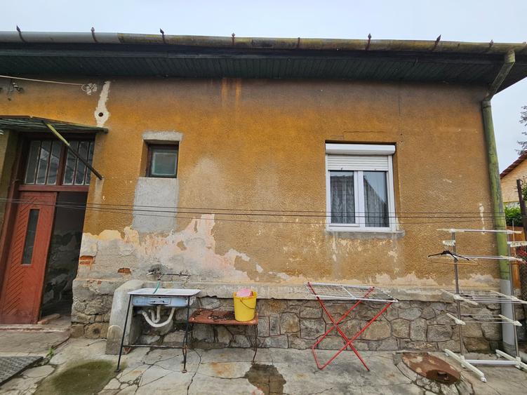 Ap în casă cu 2 ap, curte comună și grădină, C Bogdăneștilor, comision 0%