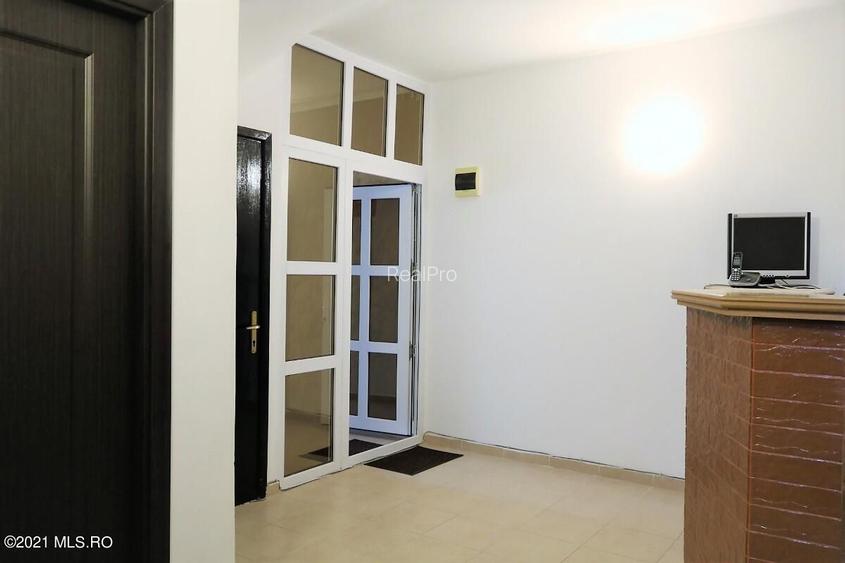 Mamaia Nord - Langa Mare, pensiune la cheie, 11 camere, 9 bai! - 44