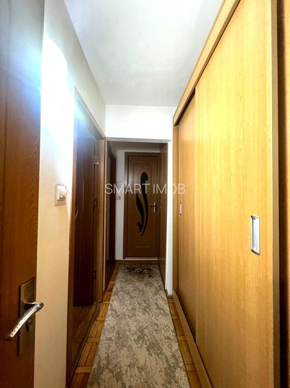 3 Camere zona Stadion mobilat utilat 72.800eur neg - 3