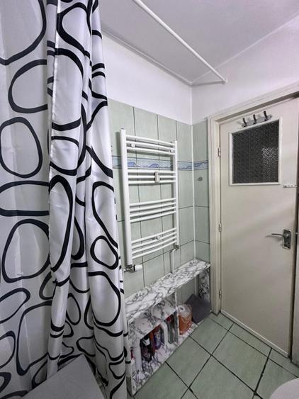 Apartament 3 camere, 66 m, etaj 2/4 – gata de mutat, zonă liniștită, langa Palas