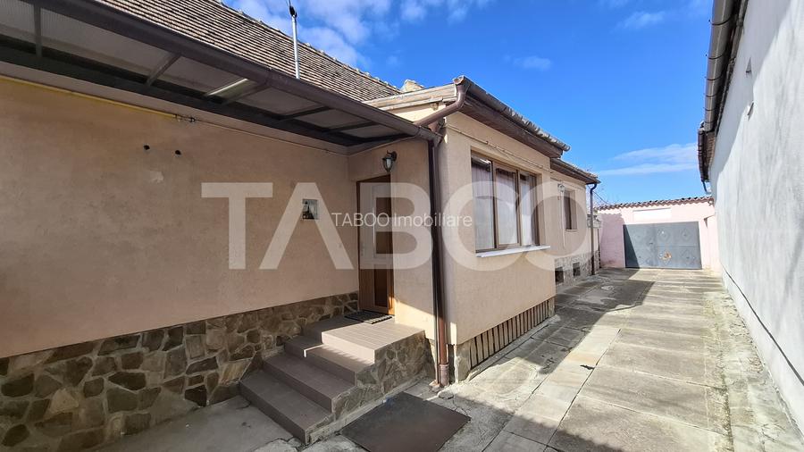 COMISION 0% Casa individuala de vanzare cu gradina acces auto si garaj - 2