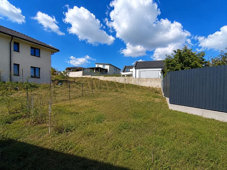 Casă unifamilială de vânzare - SU 120MP I ST 495MP - Dezmir