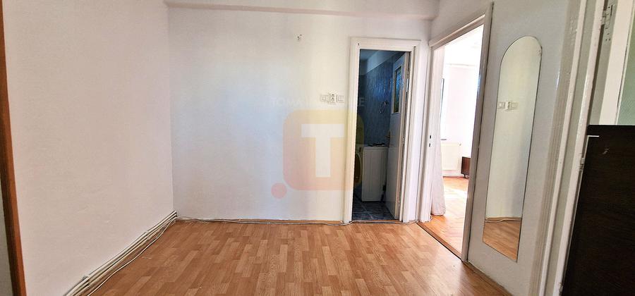 Apartament 3 camere decomandat, etaj 3/4, zonă Calea Romanului - Baie mare unifi
