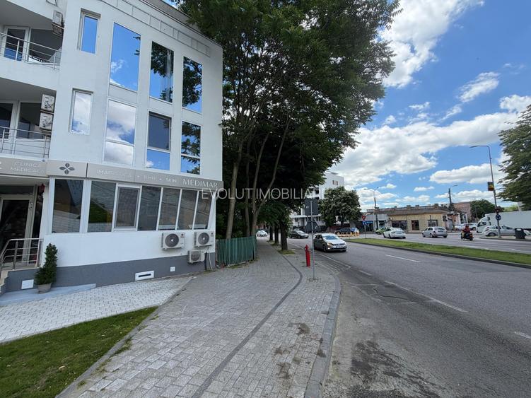 Spațiu comercial Birouri 208 mp + Terasă 196 mp - 23