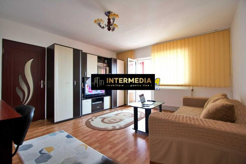 Apartament cu 2 camere de vanzare in Alba Iulia Cetate Piata mobilat si utilat