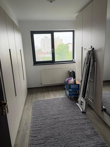 Apartament 4 Camere in Titan cu Loc de Parcare