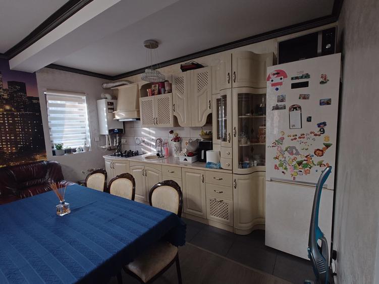 Casa individuala P+E, mobilata, garaj, Miroslava  COD 162201