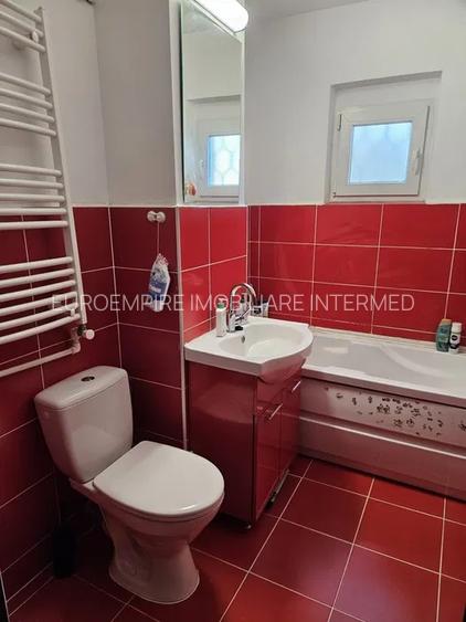 Apartament 2 camere decomandate zona Trocadero - 6