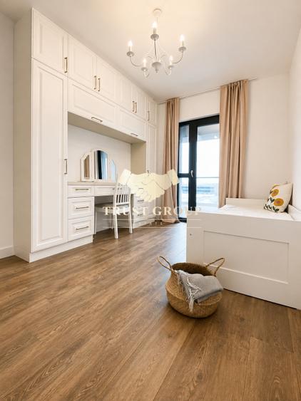 Apartament de 3 camere Expoziției