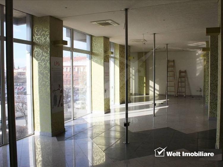 Spatiu comercial sau birouri 204mp piata Cipariu mezanin