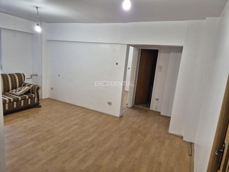 Apartament-de vanzare-4 camere-decomandat-zona Lujerului - 6