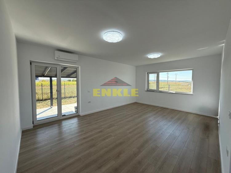 Casă nouă de vânzare – 0% COMISION