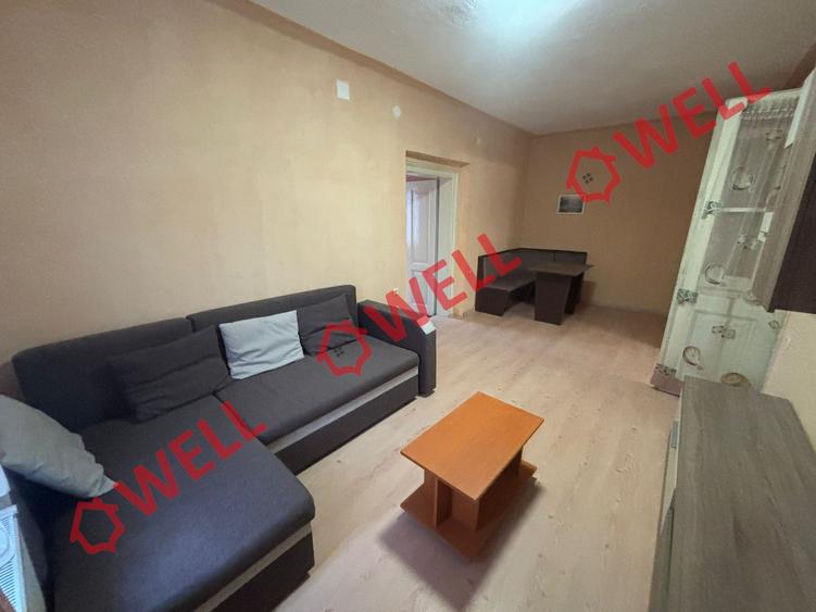 De închiriat apartament într-o casă în Târgu Secuiesc, pe strada Kossuth Lajos!
