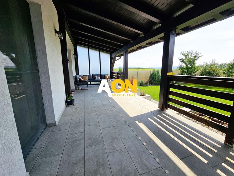 Casă modernă S+P+M, 5 camere, 423 mp teren, cartier Orizont, Micești
