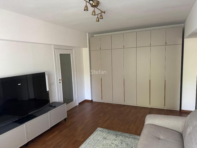 Apartament 2 camere nou renovat/mobilat Ion Mihalache intersectie cu Turda