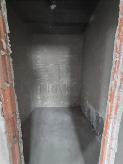Duplex pe parter - 2 dormitoare - 2 bai - zona in dezvoltare
