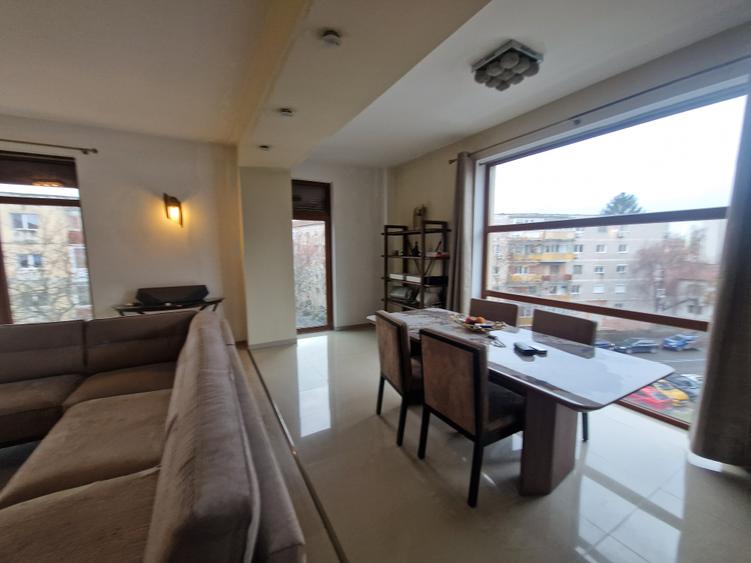 Zona Complexului Studențesc- ideal pentru cei care doresc sa lucreze de acasă