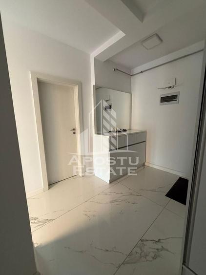 Apartament de inchiriat 2 camere, AC, centrala proprie, Giroc, Timis