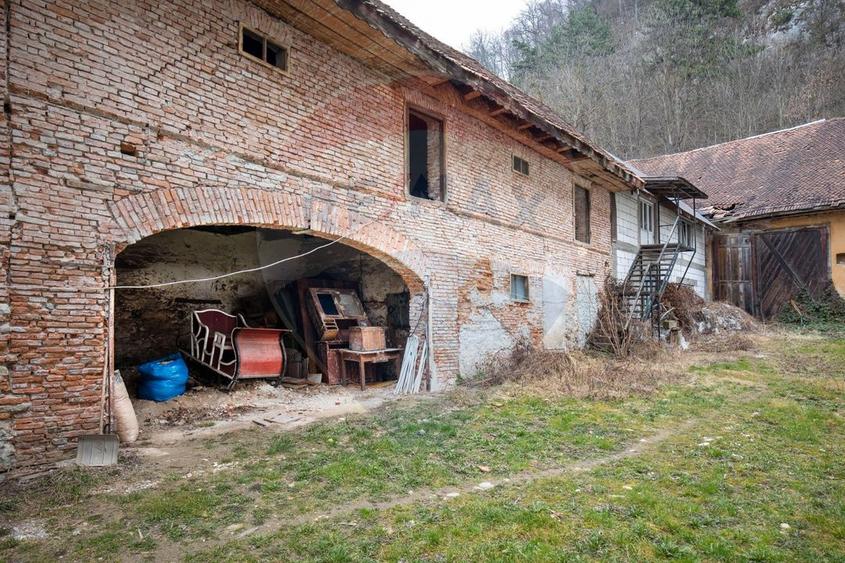 COMISION 0% | CASA SASEASCA | LA ROSU | CENTRU | RASNOV