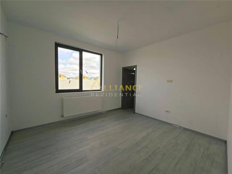 Casa - 444mp teren - 4 camere- camera tehnica- cartierul nou -154.990 euro