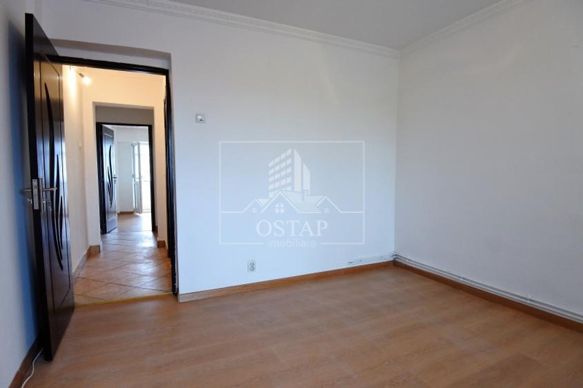 Bistrița Lac-zona Lidl - 2 camere decomandate - nemobilat - preț 230 E